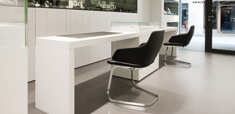 1438-1255 Executive Office Chair