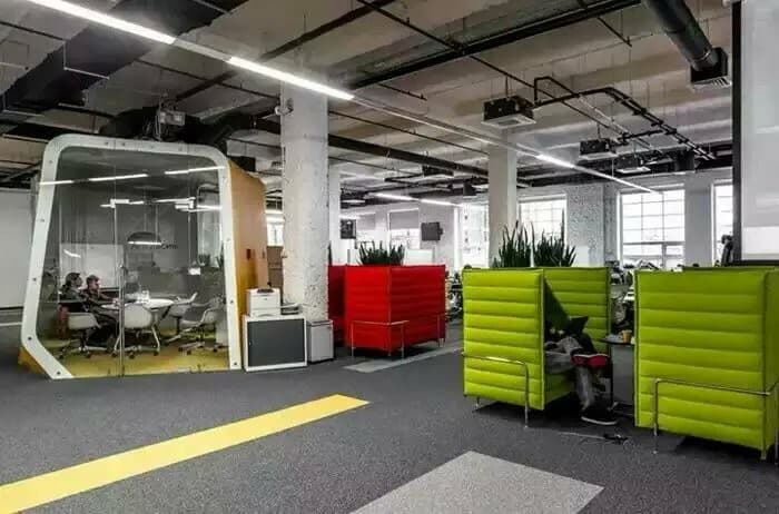 9 must have executive office furniture pieces & 3 items that hurt your c suite image img